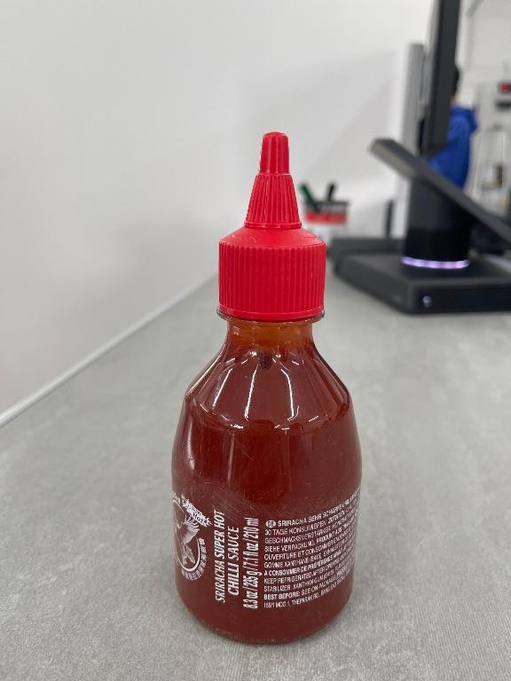 Tương ớt Sriracha Super Hot Chilli Sauce 225g