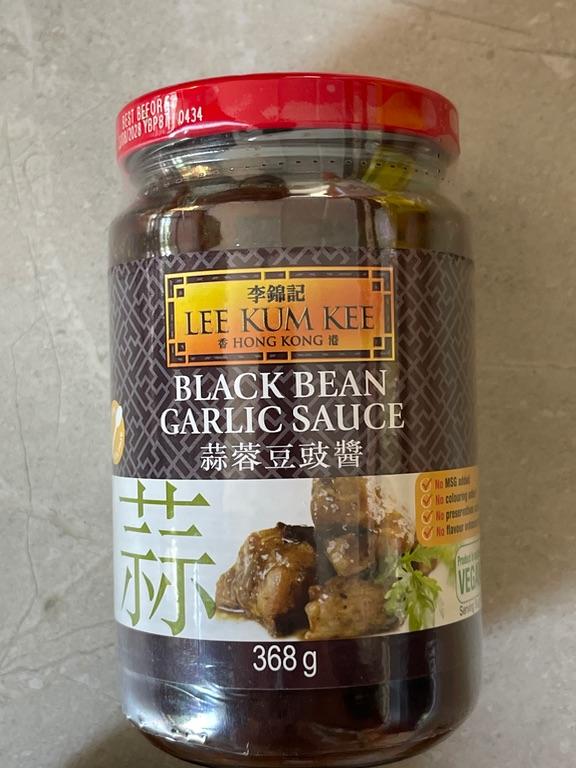 Sốt Đậu Đen Tỏi Lee Kum Kee 368g