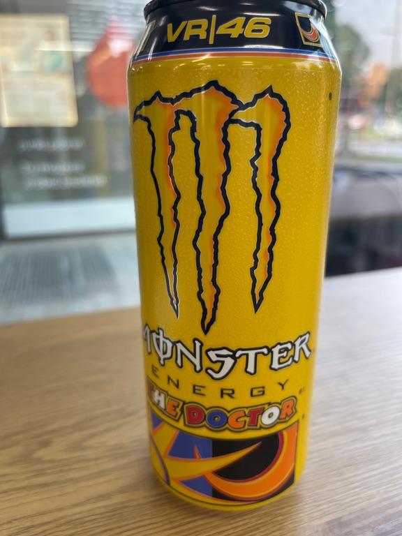 Nước tăng lực Monster Energy The Doctor Valentino Rossi 500ml