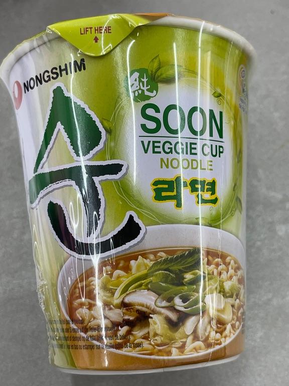 Mì ly chay Soon Nongshim
