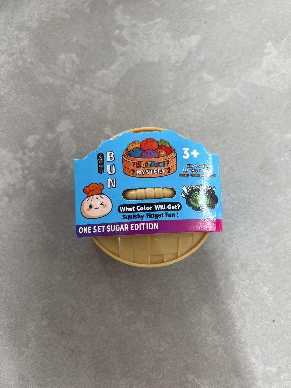 Bánh bao bí ẩn cầu vồng Squishy Fidget Fun