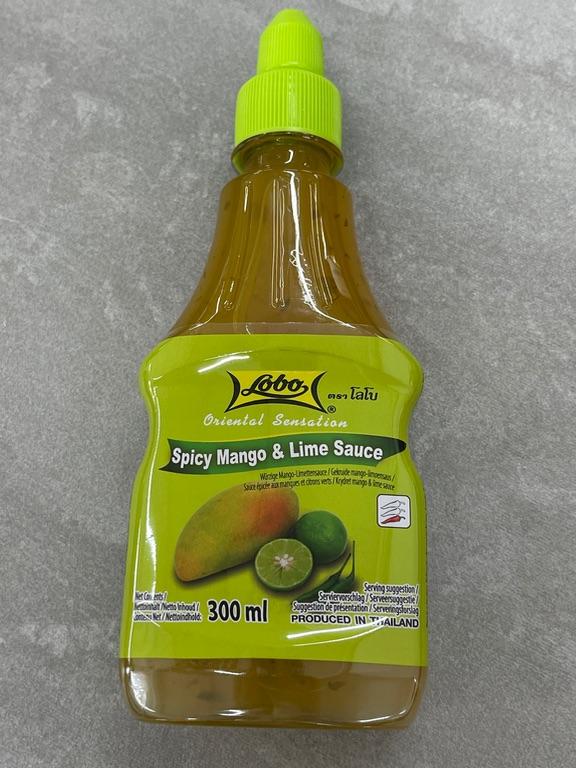 Nước sốt xoài và chanh cay Lobo Oriental Sensation 300ml