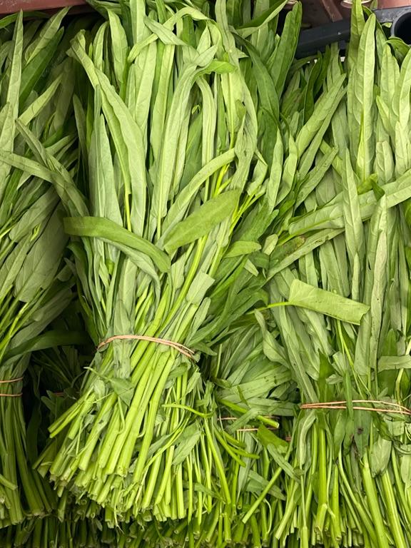 Rau muống tươi