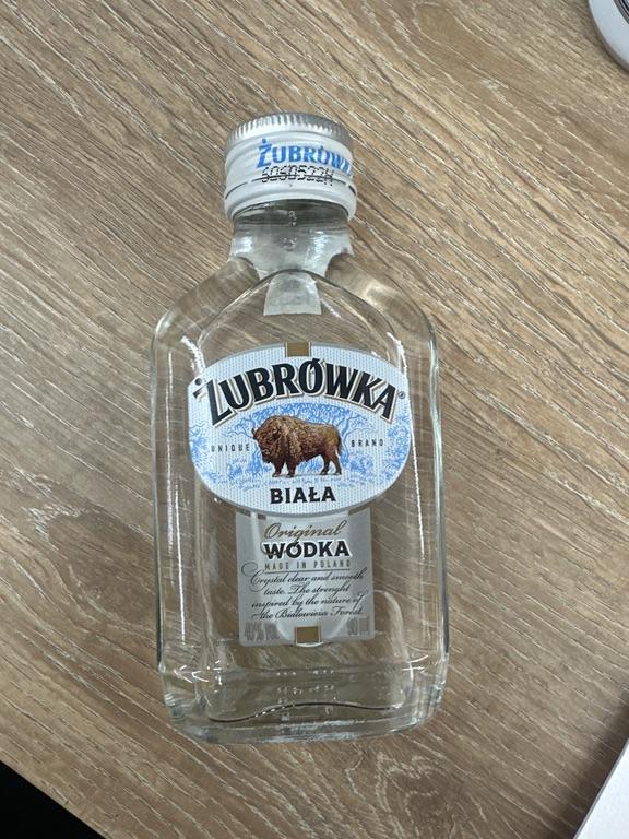 Wódka Żubrówka Biała 90ml