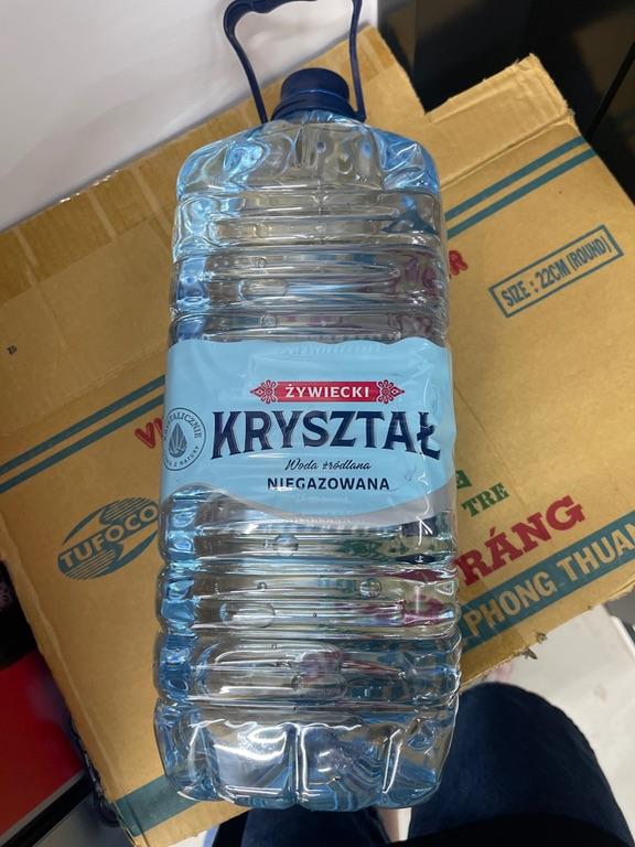 Nước suối tinh khiết Żywiecki Kryształ niegazowana